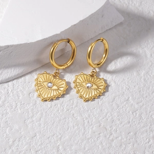 Boucles D'oreilles Créoles Cœur Mauvais Œil Vintage Acier Inoxydable 304 Plaqué Or 18K Style Français Rétro Pour Femmes