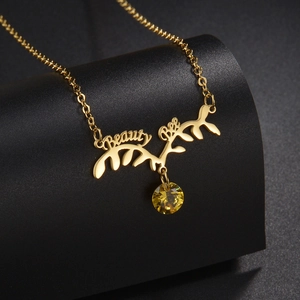 Collier À Pendentif En Bois De Cerf En Acier Inoxydable Avec Inscription Beauty Bee Et Zircone Jaune