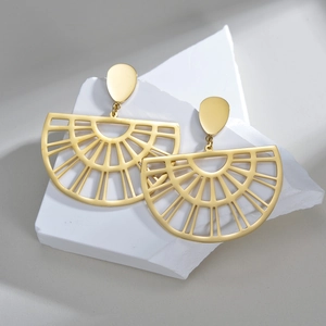 Boucles d'oreilles modernes en acier inoxydable plaqué or 18K en forme d'éventail