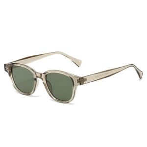 Retro Square Sunglasses UV400 Protection PC Frame Metal Rivet Vintage Fashion Eyewear For Men Women