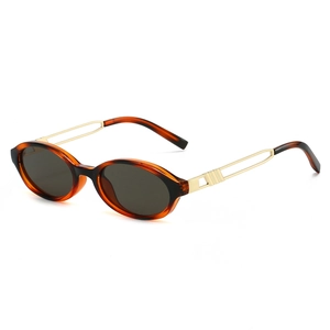 Retro oval tortoise shell sunglasses with gold hollow metal temples for men and women