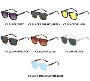 Grille détaillée montrant sept variantes de couleurs de lunettes aviateur punk avec décor