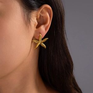 Starfish Stud Earrings Stainless Steel Gold Plated Niche Design Marine Style Jewelry Accessories For Women