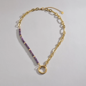 Collier en acier inoxydable plaqué or 14K avec perles violettes et pendentif rond