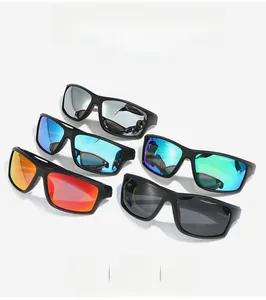 Lot de lunettes de soleil de sport polarisées avec montures noires mates et verres miroirs