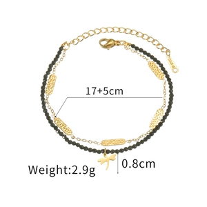 Zweilagiges Edelstahl-Armband mit Libellen-Anhänger, Goldplättchen und schwarzen Perlen