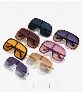 Détails de lunettes de soleil carrées oversize avec diverses montures colorées