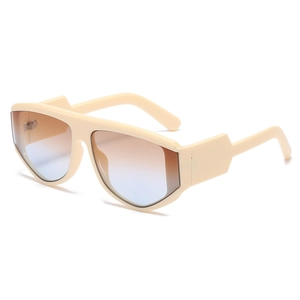 Lunettes de soleil oversize tendance avec monture beige et verres dégradés