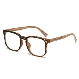 Retro square sunglasses with tortoiseshell frames and wood grain temples for 2025 fashion