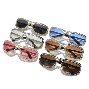 Lunettes de soleil ovales oversize pour femmes avec montures strass en six couleurs