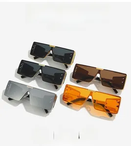 Détails de lunettes de soleil carrées oversize avec accents dorés en plusieurs coloris