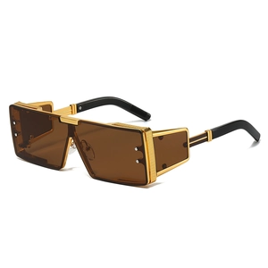 Lunettes de soleil carrées oversize avec monture en métal doré et verres marron