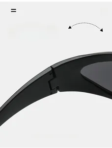 Dettaglio della cerniera resistente su occhiali da sole sportivi Y2K neri da ciclismo