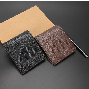 Klassische Herren-Bifold-Brieftasche mit Krokodilmuster in Schwarz und Braun Leder