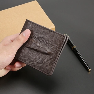 Men Short Bifold Wallet PU Leather Vintage 3D Crocodile Head Relief Multi Card Slots ID Window Zipper Pocket Business