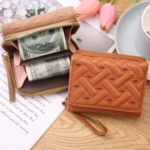 Chic heart-quilted PU leather mini zip wallets in nude pink and caramel brown with wristlet