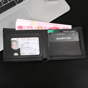 Κλασικό μαύρο δερμάτινο πορτοφόλι με θήκες για κάρτες και χαρτονομίσματα