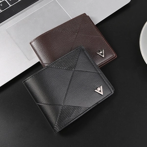 Classic men's bifold wallet in black and dark brown leather with lychee texture and logo