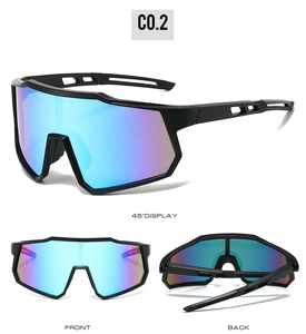 Lunettes de sport d'extérieur avec monture noire mate et verres dégradés bleus