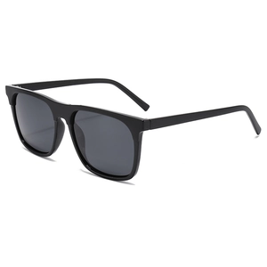 Lunettes de soleil carrées noires TR classiques avec verres polarisés gris foncé pour adultes