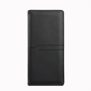 Business long wallet in black pebbled leather with elegant horizontal stitching detail