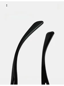 Detail view of glossy black curved temple arms on square frame fashion sunglasses