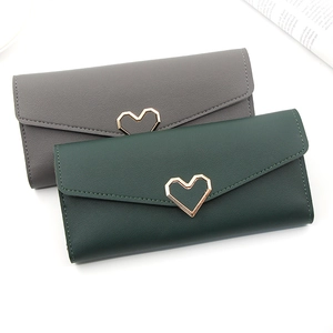 Portefeuilles longs gris et vert foncé pour femmes avec boucles métalliques en forme de cœur