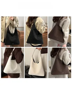 Comparaison détaillée de sacs cabas minimalistes en noir, café et beige en daim
