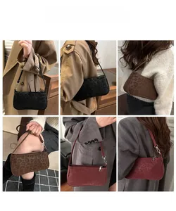 Vues détaillées du sac baguette léopard en noir, marron et bordeaux pour femmes