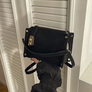 2025 Winter black velvet crossbody bag with golden buckle lock and adjustable strap