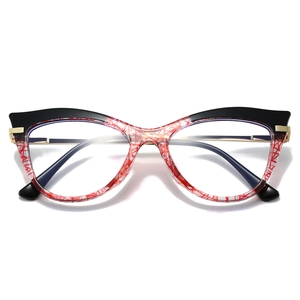 Retro Katzenaugen-Brille gegen Blaulicht in Schwarz und Rot mit goldenen Akzenten
