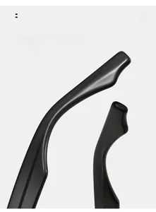 Détail des branches incurvées des lunettes pour un port confortable et sûr