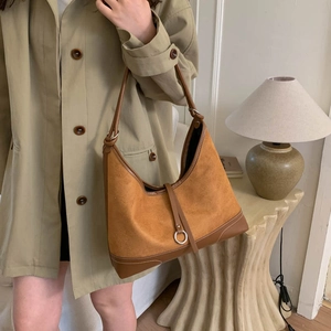 Borsa Sottobraccio Hobo Retrò Da Donna Finta Pelle Scamosciata PU Cuciture A Contrasto Anello Metallico Grande Capacità