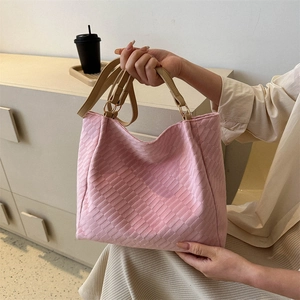 Women Quilted Tote Bag Nylon Large Capacity Handbag Woven Texture Shoulder Bag Casual Commuting Fashion Minimalist Soft