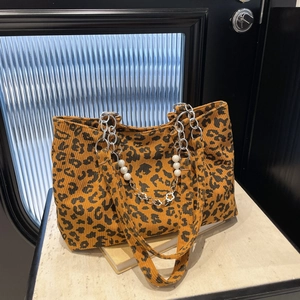 Sac Fourre-tout en Velours Côtelé Imprimé Léopard pour Femme Grand Sac à Bandoulière avec Chaîne en Künstliche Perles Mode Streetwear