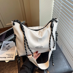 Borsa A Tracolla In Nylon Leggera Grande Capacità Giapponese Casual Borsa A Spalla Con Tracolla In Corda Intrecciata Per Donne