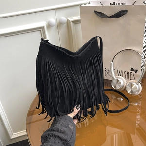 Sac Bandoulière Vintage en Suédine pour Femme avec Franges Bohème Sac Seau Givré avec Sangle Réglable Petit Sac à Épaule