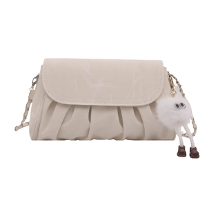 Chic off-white pleated leather shoulder bag with metal chain and cute plush pendant