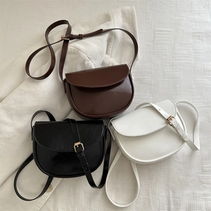 Women Minimalist PU Leather Saddle Bag Stylish Semi Circle Crossbody Bag Adjustable Shoulder Bag Versatile Daily Purse