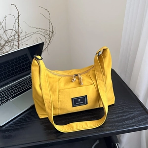 Large Capacity Nylon Pleated Hobo Crossbody Bag Adjustable Wide Strap Minimalist Japanese Style Casual Shoulder Tote For Women