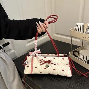 Sac À Épaule Baguette Femme Cuir PU Imprimé Nœud Doux Fille Sac Sous L'Aisselle Avec Ruban Pendentif Cœur