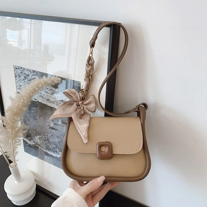 Petit Sac à Épaule Carré en Cuir PU pour Femmes Avec Foulard en Soie Sac Bandoulière Élégant Sac Sous le Bras Mode