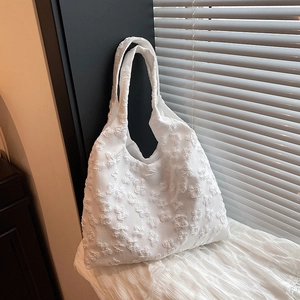 Korean Style 3D Floral Texture Shoulder Bag For Women Lightweight Large Capacity Polyester Fabric Casual Daily Tote Bag