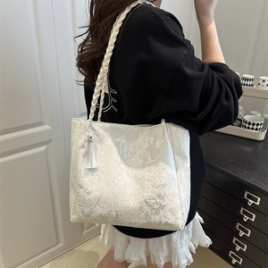 Elegant white lace tote bag with 3D butterfly embroidery and braided handles