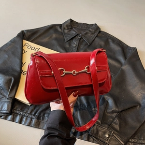 Sac Baguette Vintage Pour Femmes Sac Sous Le Bras Cuir PU Finition Brillante Avec Boucle En Métal Mors Doré