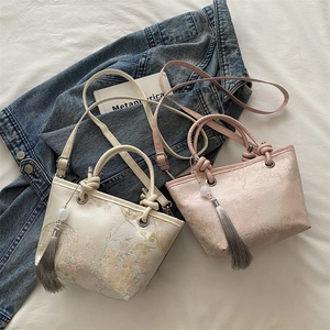 New Chinese Style Embroidery Jacquard Floral Women Bucket Bag Elegant Tassel Handbag Single Shoulder Crossbody Bag