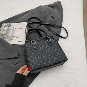 Modische schwarze Leder- und graue M-Monogramm-Tasche mit doppelten Tragegriffen