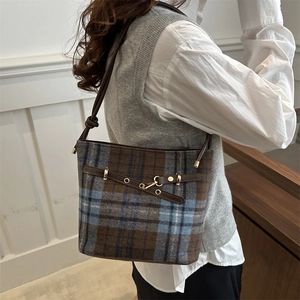 Vintage Plaid Tweed Shoulder Bag Contrast PU Leather Strap Bucket Crossbody Bag For Women Retro Casual Commuting Handbag