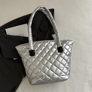 Sac Cabas Matelassé Pour Femmes À Motif De Losanges Grande Capacité Puffer Éclat Métallique Sac À Épaule Mode