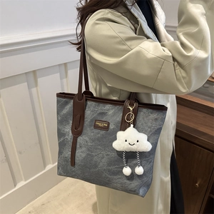Large capacity marble pattern tote bag with brown leather handles and cloud charm